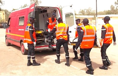 Kédougou-Collision entre un bus Al-Azhar et un camion malien : bilan un mort, 32 blessés dont 12 dans un état grave.