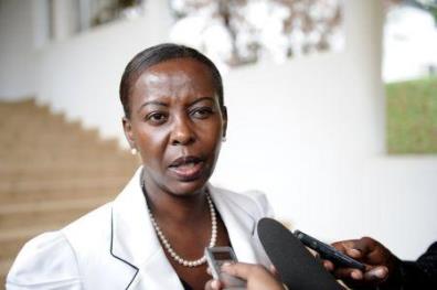 Candidature Oif : Macron soutient la Rwandaise Louise Mushikiwabo