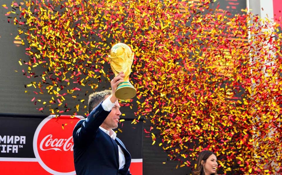 Coupe du monde : le trophée présenté au Parc Gorki