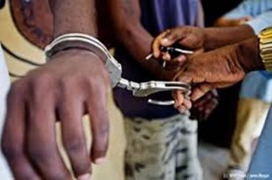 Louga : démantèlement d’une bande de 6 présumés cambrioleurs