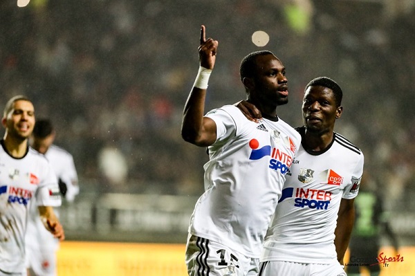 Ligue 1 : Adama Mbengue relégué en Ligue 2, Moussa Konaté se sauve