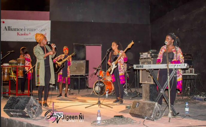 L’Orchestre Jigeen  Ñi déroule avec succès à Pikine Guinaw Rails et à la Place de la Nation.