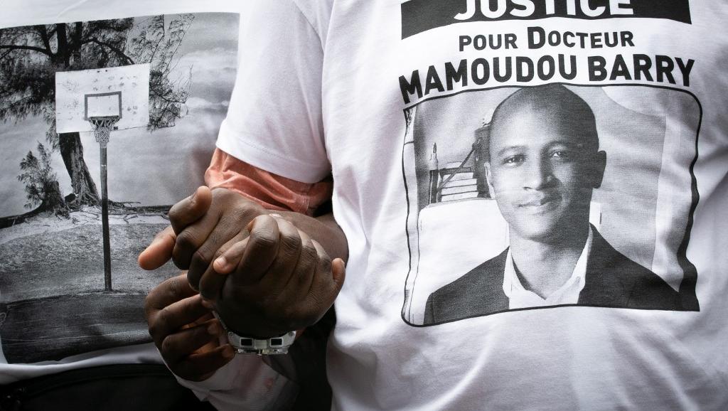 Guinée: la dépouille de Mamoudou Barry accueillie à l’aéroport de Conakry