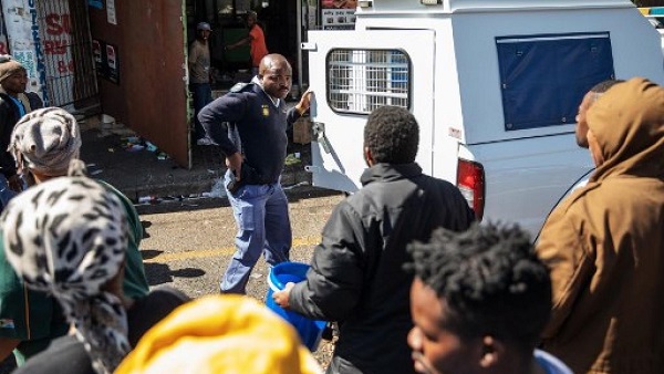 Afrique du Sud : la fièvre xénophobe sème le chaos à Johannesburg