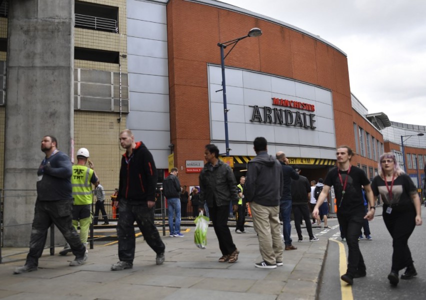 Manchester : au moins cinq personnes poignardées dans un centre commercial