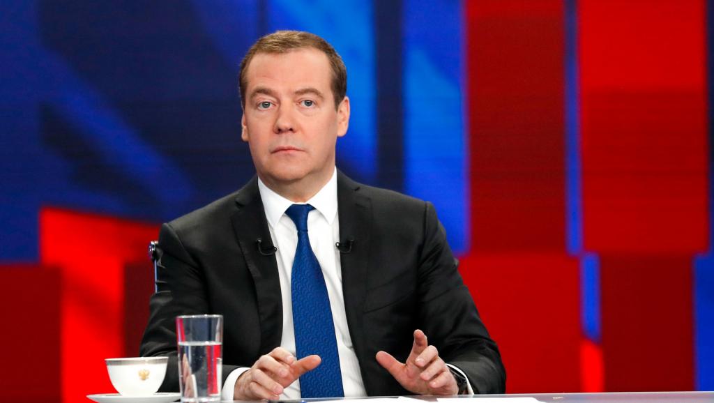 Dmitri Medvedev annonce la démission du gouvernement russe