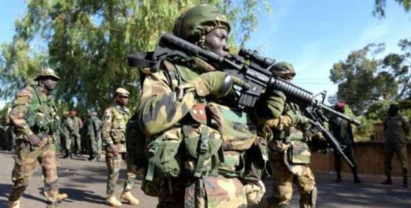 Ziguinchor-Nyassia  : l'Armée pilonne des positions rebelles