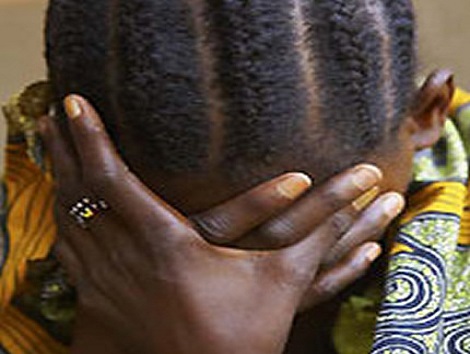 Il viole les 4 filles de sa défunte femme : 10 ans ferme