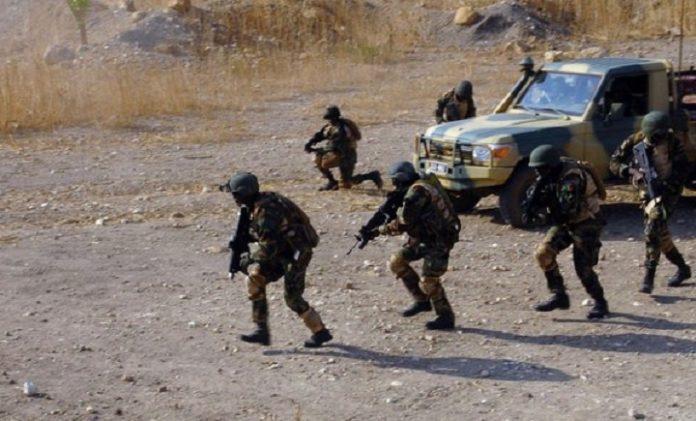Macky Sall promet la poursuite du renforcement des moyens des forces de défense et de sécurité