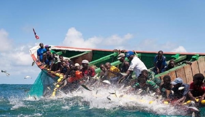 Chavirement de 2 pirogues : 3 pêcheurs portés disparus