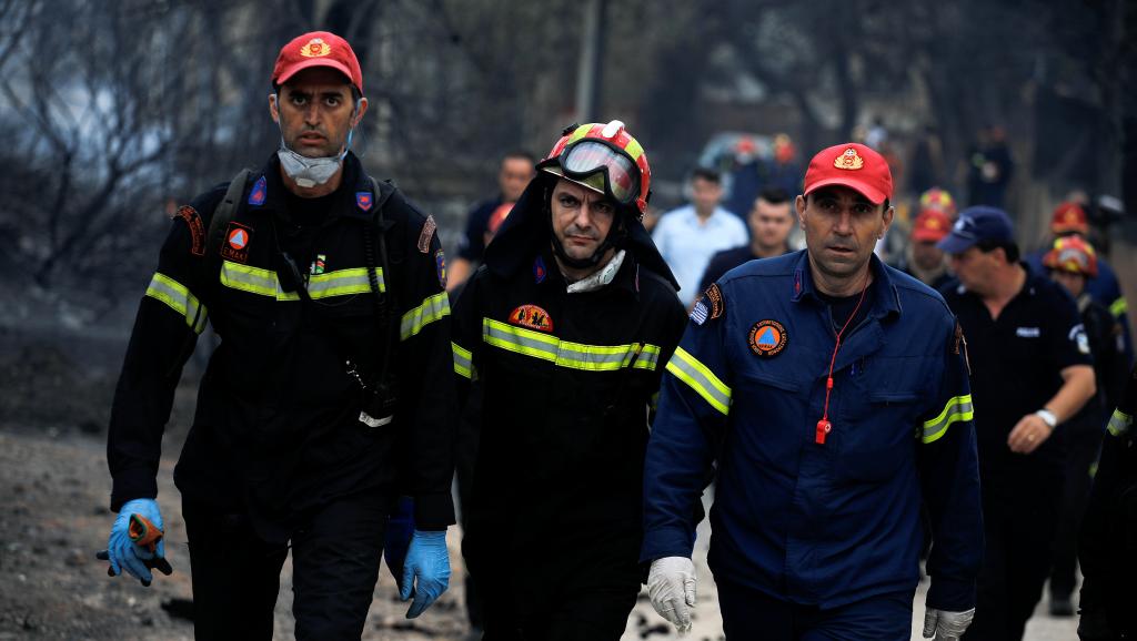 Incendies à Athènes, la Grèce appelle à l'aide