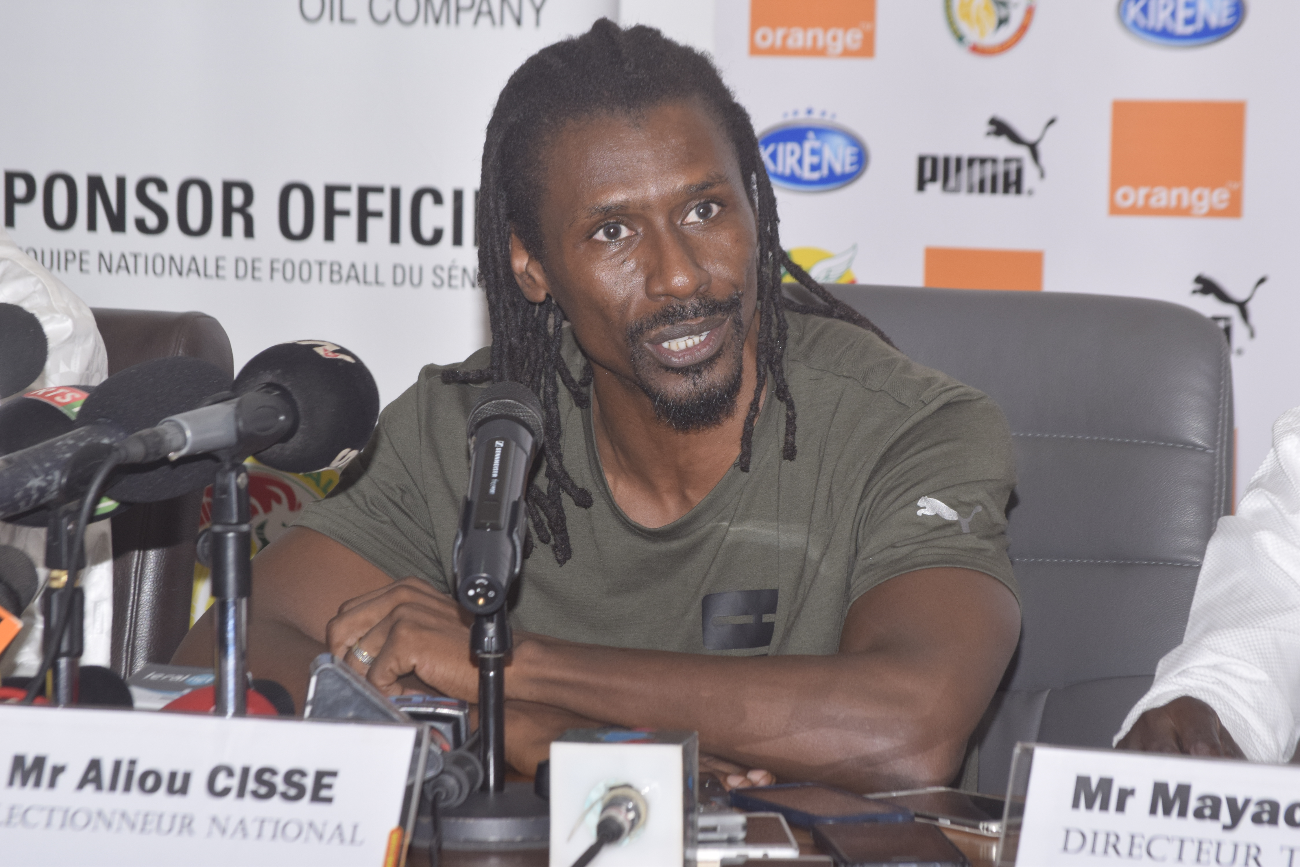 Aliou Cissé : « Que les anciens internationaux me laissent faire mon travail »