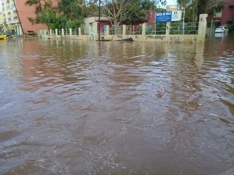 Pluie à Dakar : Mbao patauge, la mairie inondée