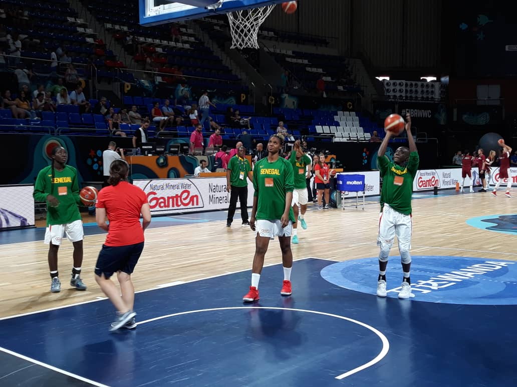 Mondial basket-Sénégal-Lettonie: en images l'échauffement des Lionnes