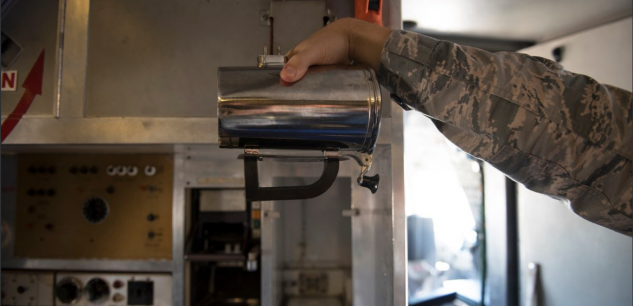 L'US Air Force boit son café dans des tasses à 1.300 dollars