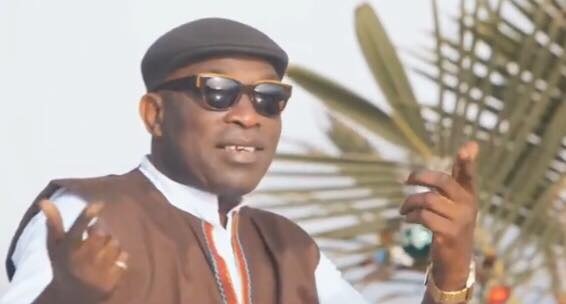 (Vidéo) : Gorgui Ndiaye rend hommage à Omar Péne