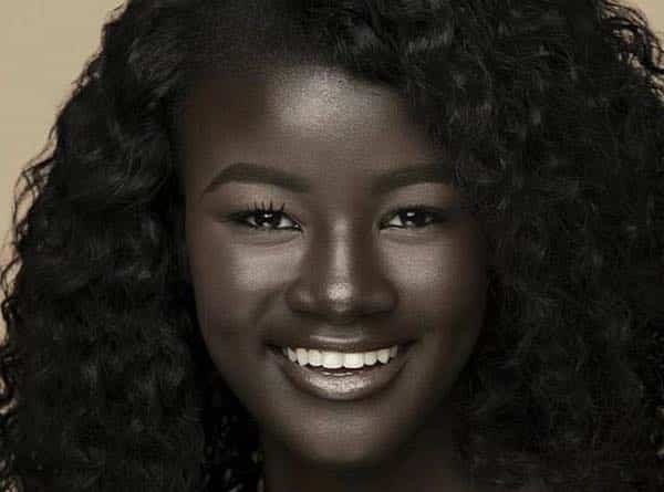 Déesse de la mélanine: Khoudia Diop, nouvelle égérie de Fenty Beauty