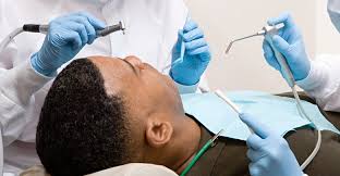 76 % des sénégalais souffrent de carie dentaire