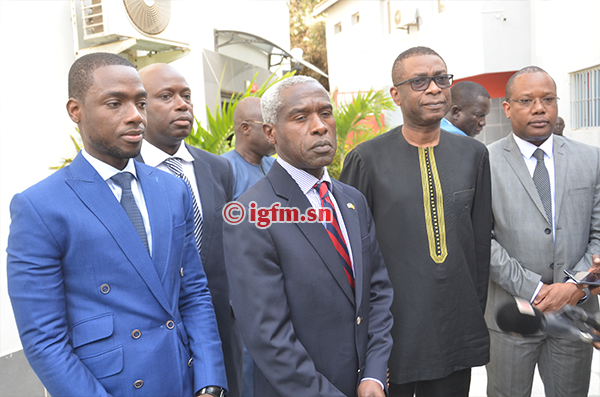 Visite de l'Ambassadeur des Etats-Unis à Youssou Ndour : 