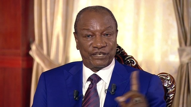« Une certaine idée de la Guinée » : Alpha Condé se raconte, de la Sorbonne à Sékhoutouréya