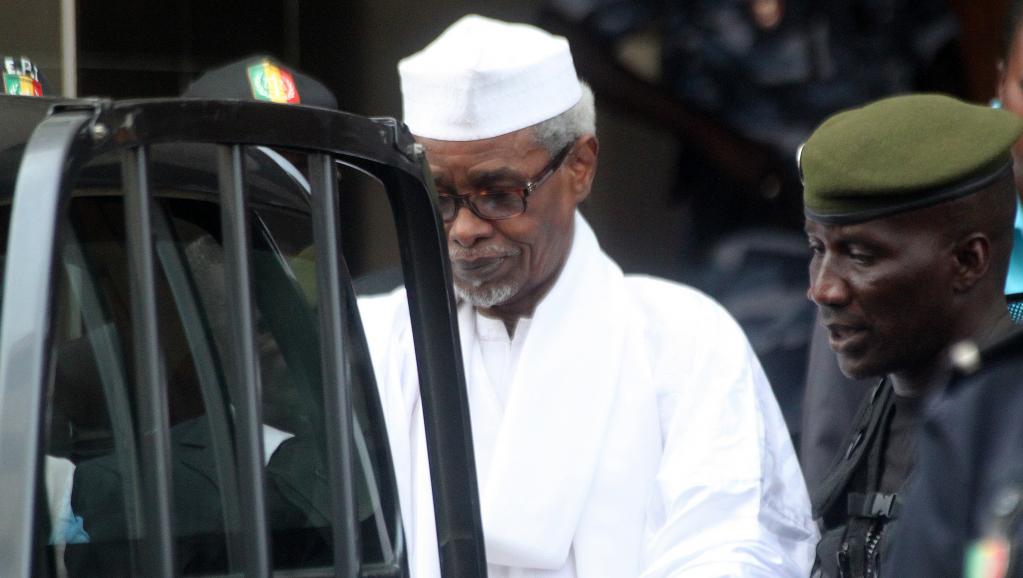 Cap Manuel : Habré retourne en prison ce dimanche, sa femme étale sa colère