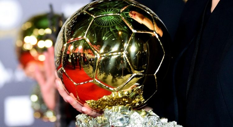 Coronavirus : Sadio Mané ne gagnera pas le Ballon d'or cette année