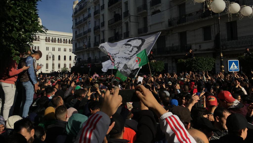 Présidentielle en Algérie: participation en baisse par rapport à 2014