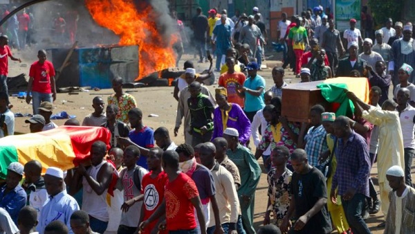 Deux morts lors des manifestations du FNDC en Guinée