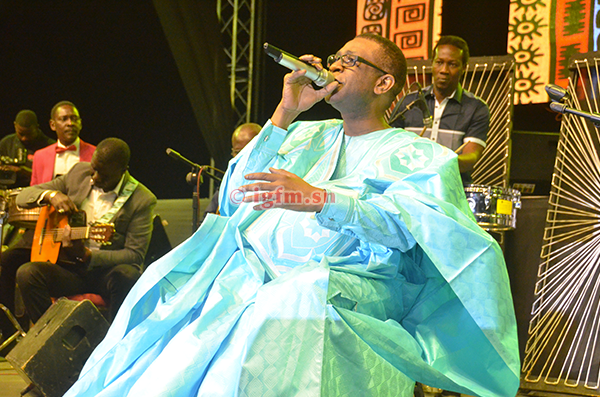 Grand Bal 2020 à Mbour : Youssou Ndour encense Sadio Mané à une semaine des Caf Awards
