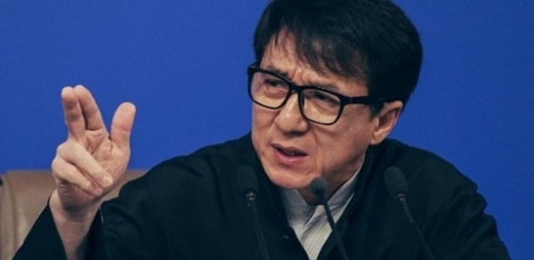 Jackie Chan prêt à offrir plus de 85 millions FCFA à celui qui trouvera un remède au coronavirus
