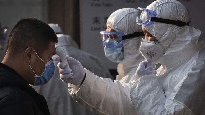 Coronavirus : à Wuhan, les conditions de travail dramatiques du personnel hospitalier