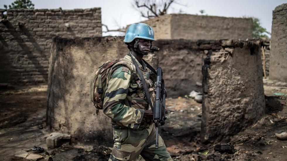 Mali: au moins 3 soldats tués dans l'attaque du camp militaire de Bambara Maoudé