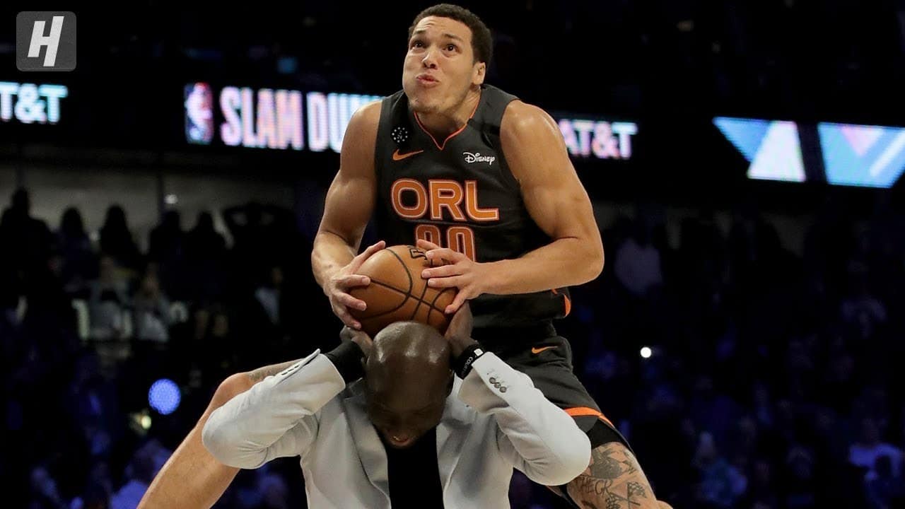 NBA : Tacko Fall réagit au dunk d’Aaron Gordon sur sa tête