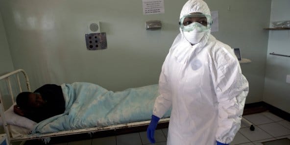 Info du jour: 10 sages-femmes contaminées à l’hôpital de Tivaouane, 10 détenus infectés à...