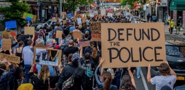 Etats-Unis : la ville de Minneapolis annonce vouloir « démanteler » sa police