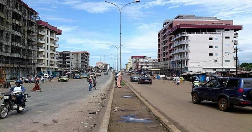 Présidentielle en Guinée: retour au calme après les heurts de lundi