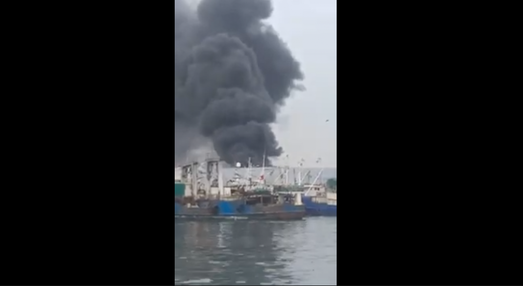 Port: Violent incendie au mole 10!