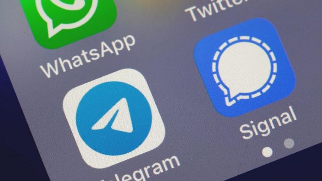 WhatsApp, Signal, et Telegram : comment ils diffèrent et lequel offre le plus de confidentialité