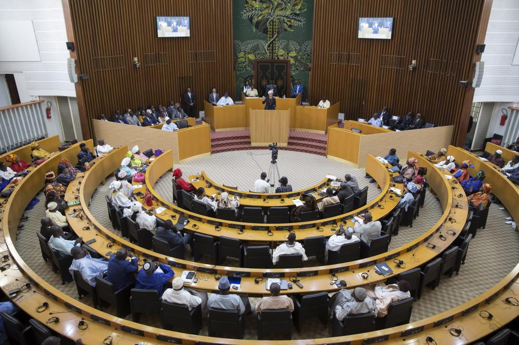 Assemblée nationale : Cheikh Mbacké Bara Dolly explique les résultats des discussions