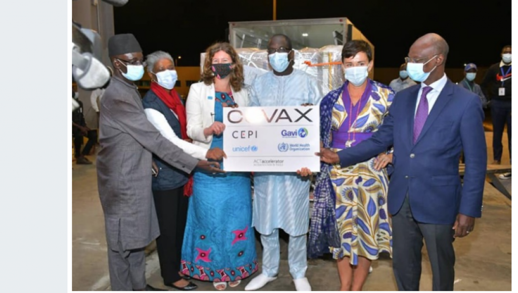 Suspension du vaccin d\'AstraZeneca dans des pays européens : le Sénégal doit-il réajuster sa stratégie de vaccination ?
