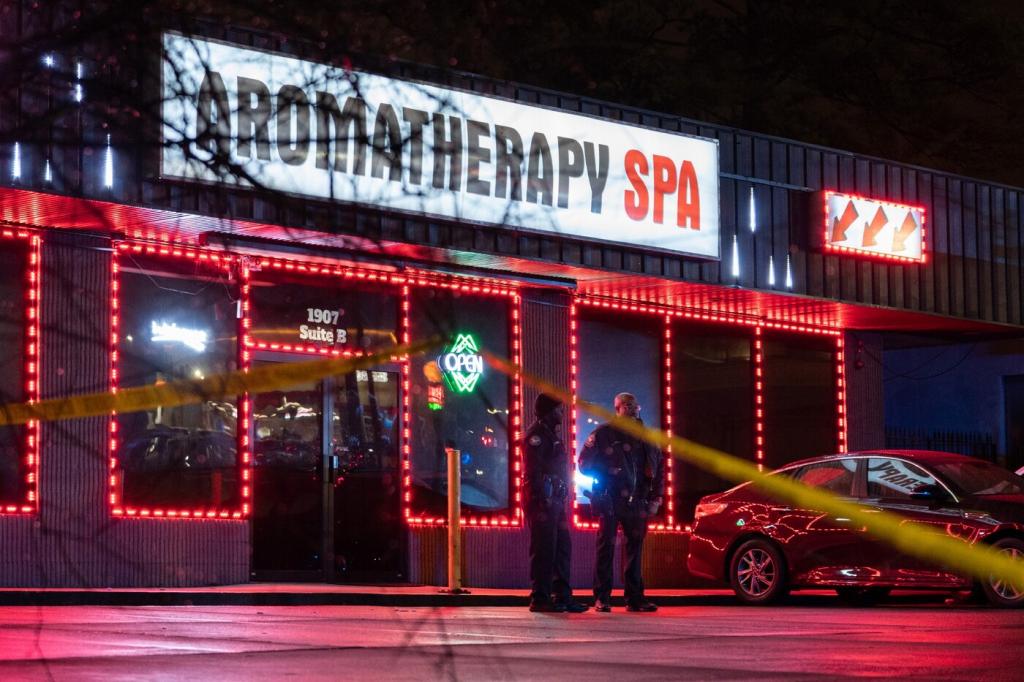 Huit morts dans des fusillades visant des salons de massage autour d’Atlanta