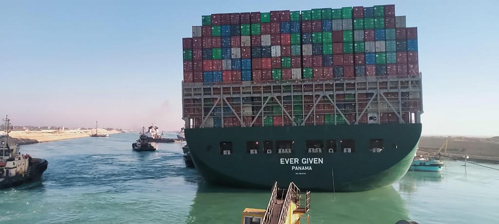Canal de Suez: le porte-conteneurs \