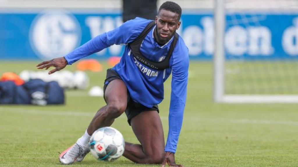 Allemagne : Salif Sané et Schalke 04 relégués en Bundesliga 2