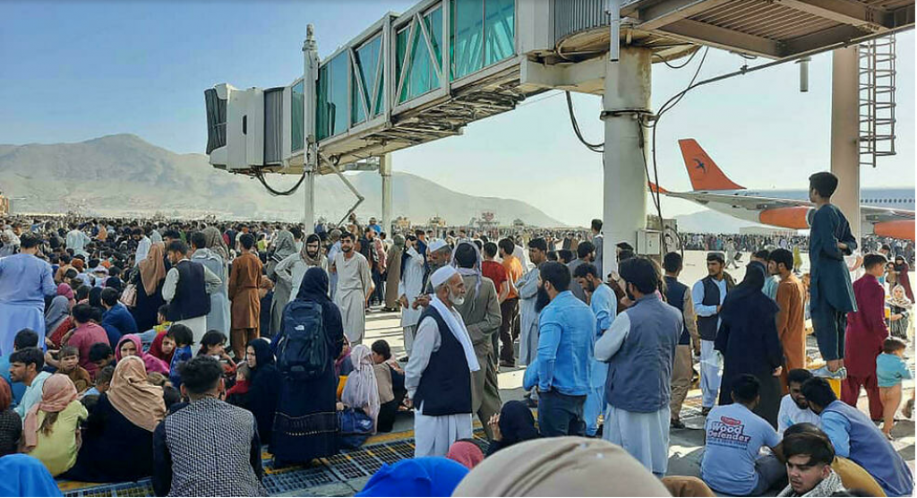 Afghanistan: chaos et confusion à l'aéroport et à Kaboul