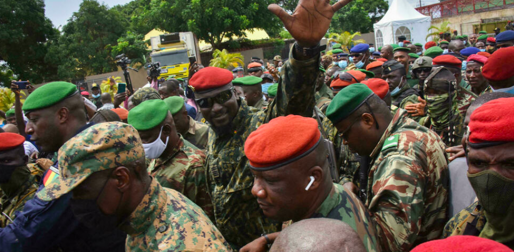 Coup d\'Etat : Après la Cedeao, l\'Union Africaine sanctionne la Guinée