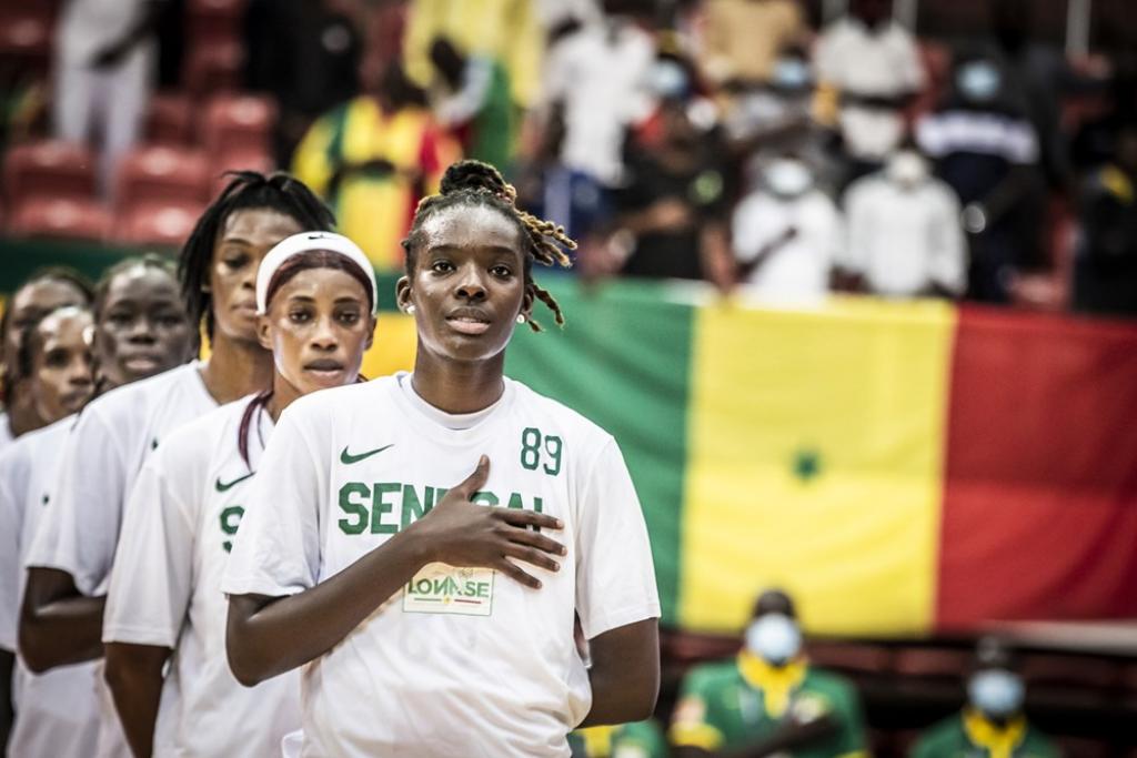 Afrobasket : victoire contre la Guinée, l\'arbitrage...Léna Niang dit tout