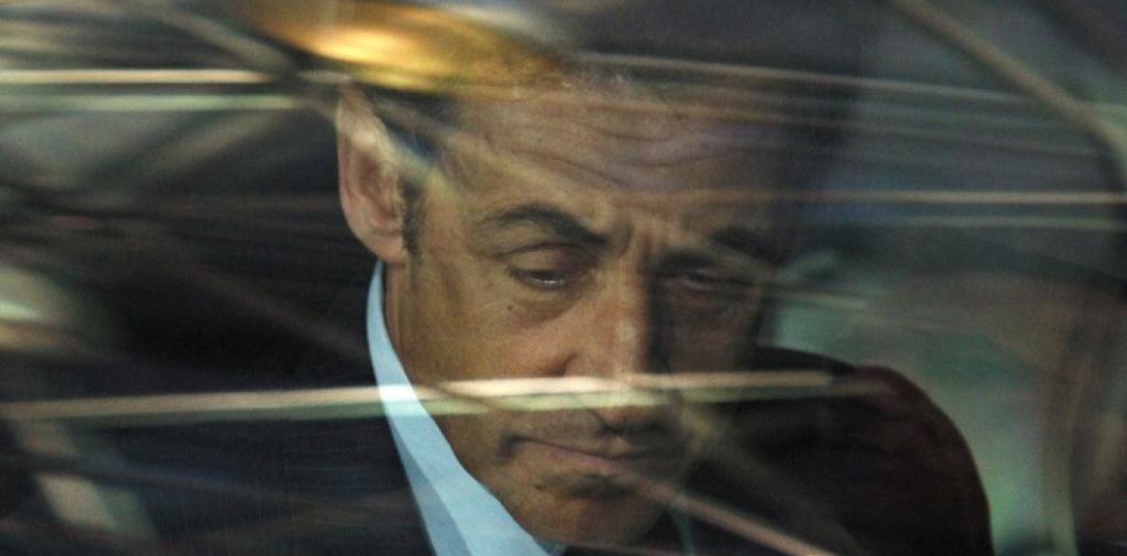 Sarkozy condamné à un an de prison ferme