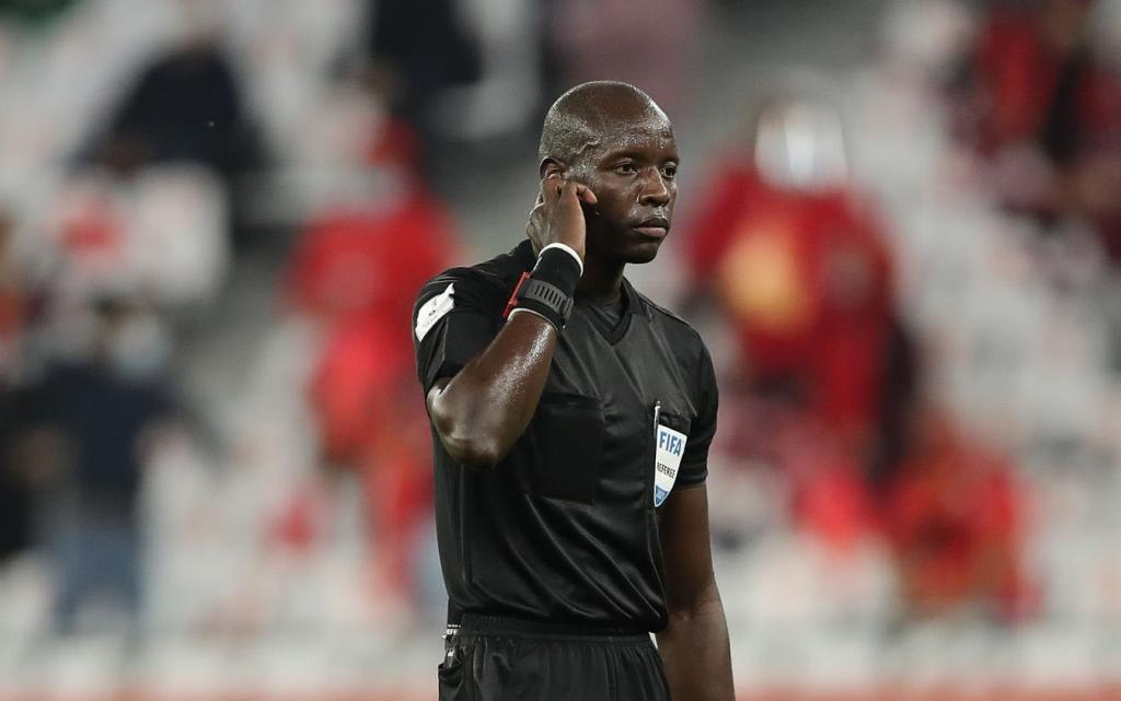 CAN 2021 : 33 arbitres retenus dont 4 Sénégalais