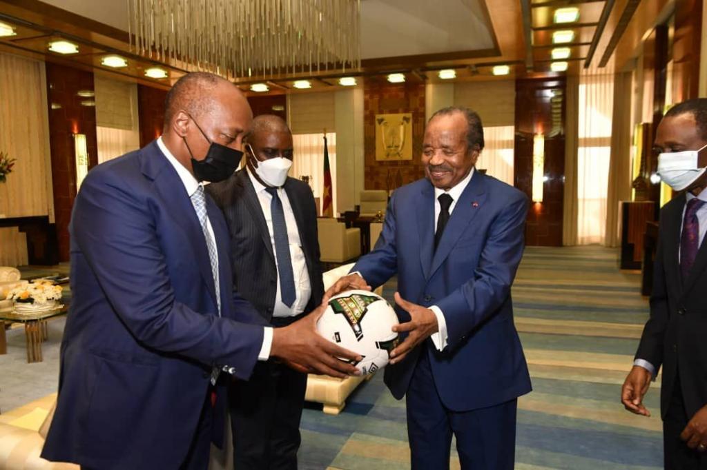 CAN 2021 : le président de la CAF prévient les clubs européens