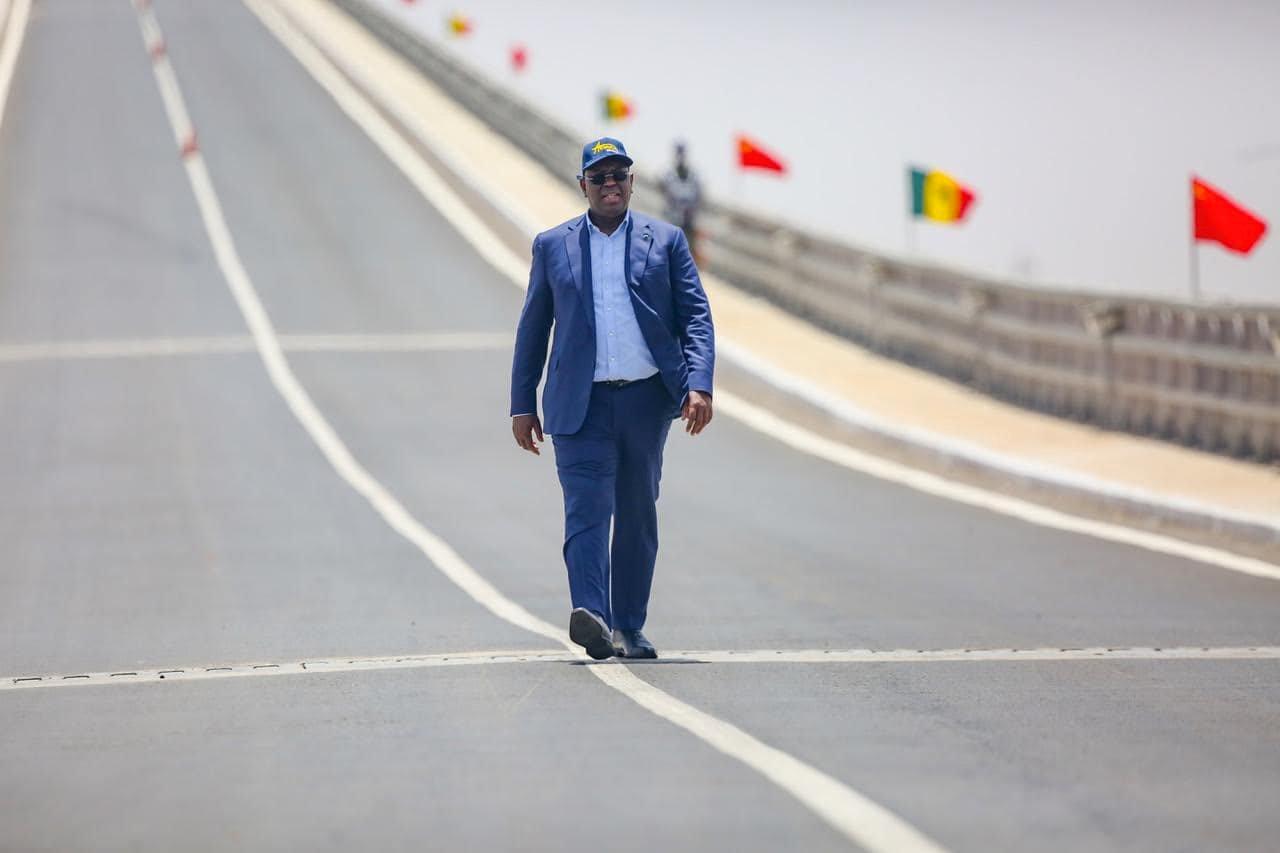 Inauguration : Macky donne le nom de Mandela au pont de Foundiougne